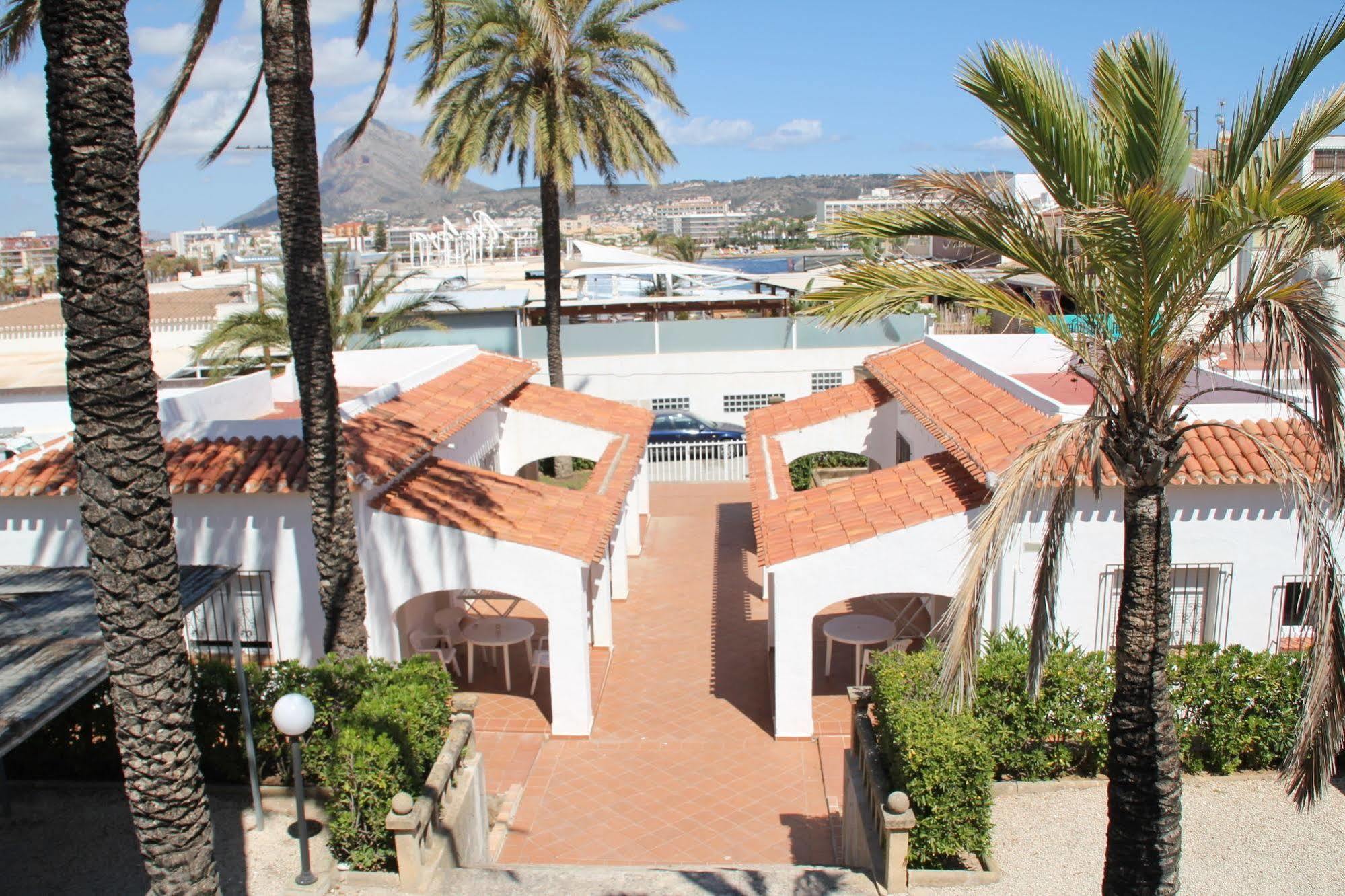 Hôtel Bungalows El Arenal à Jávea Extérieur photo