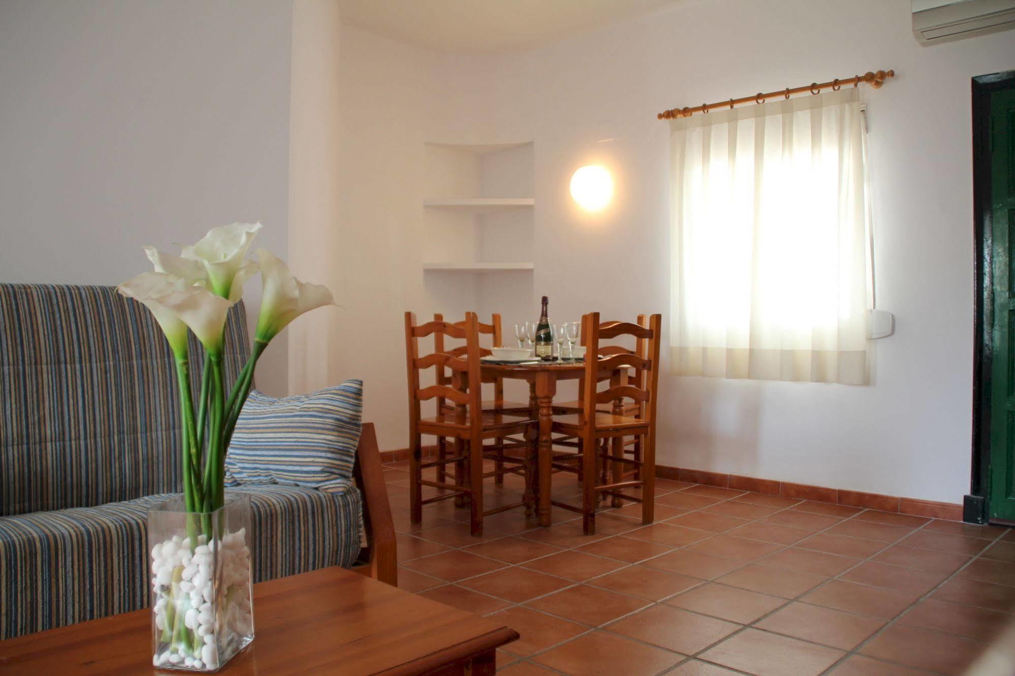 Hôtel Bungalows El Arenal à Jávea Extérieur photo