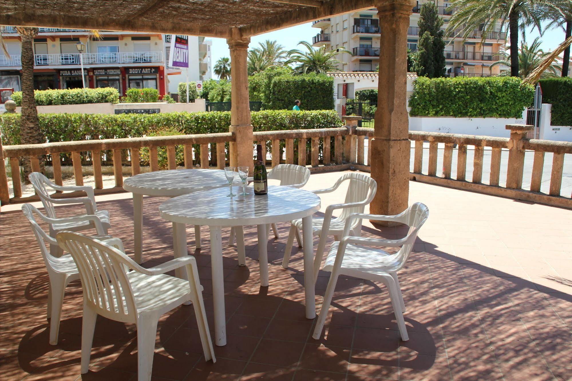 Hôtel Bungalows El Arenal à Jávea Extérieur photo