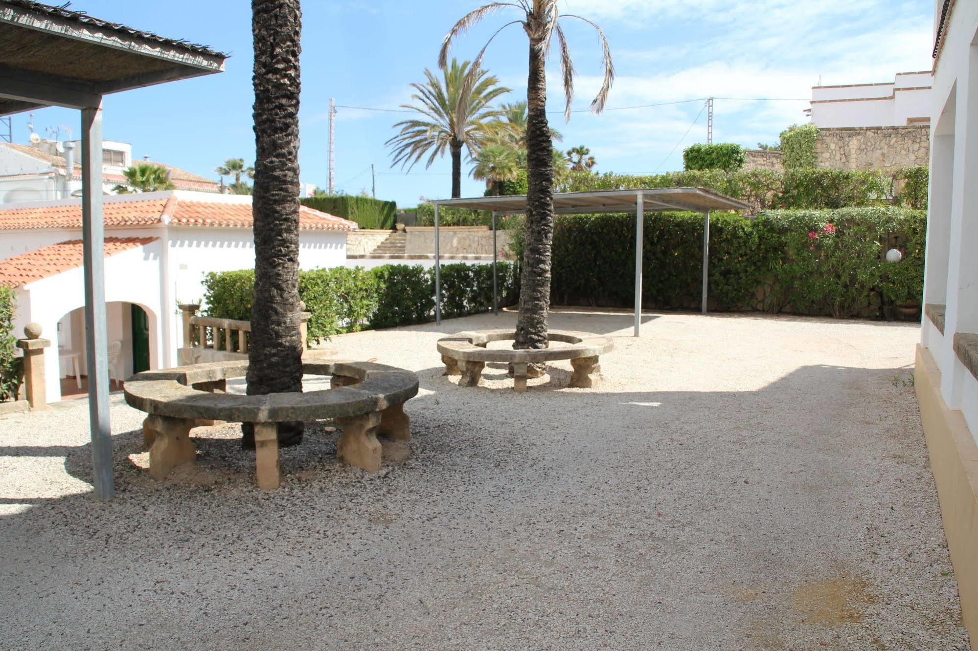 Hôtel Bungalows El Arenal à Jávea Extérieur photo